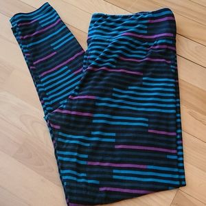 Lularoe tall and curvy pattern leggings